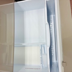 ⭐️激安⭐️三菱　冷凍冷蔵庫　331Lの画像