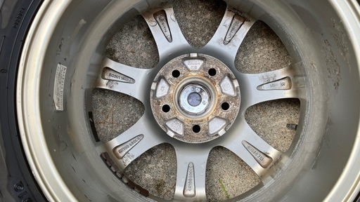 DUNLOP 195/65スタッドレスタイヤ 15インチホイール付き　5穴
　P 100