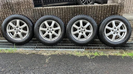 DUNLOP 195/65スタッドレスタイヤ 15インチホイール付き　5穴
　P 100