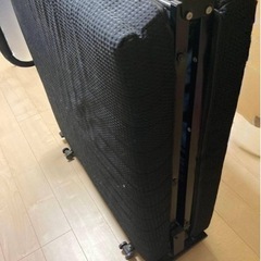 折りたたみベッドの画像