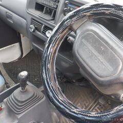 スバル　サンバートラック　5MT　エアコン　パワステ　129899ｋｍ　現状の画像
