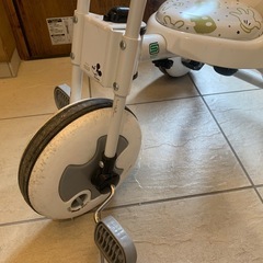 中古⭐︎トイザらス限定ミッキーマウス三輪車の画像