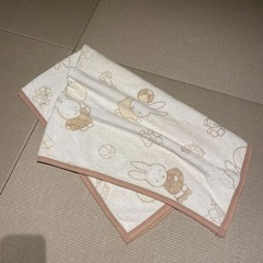 ミッフィーちゃんベビー冬用毛布等　３点セットの画像