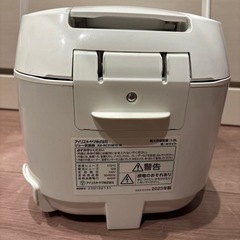 アイリスオーヤマ 炊飯器 極厚火釜KS-RC21M10-W-Wの画像
