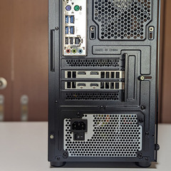 【4画面同時出力可能】デスクトップPC　ディトレードなどにも。の画像