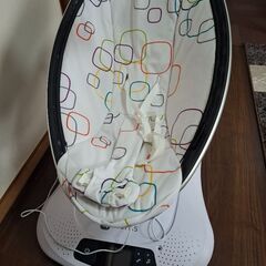 ママルー4 mamaroo4.0 4moms 電動バウンサーの画像