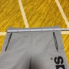 147・古着・デサント製・vintage・トラックパンツ・実寸3L4L程の画像