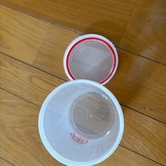 タッパーの画像