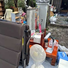 【本日】物置にしていた一軒家、空にするの手伝ってください。の画像