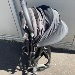 ピジョン　Bingle BB3 ベビーカーの画像