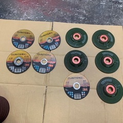 グラインダー 砥石 125mm
の画像