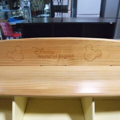 DWE ディズニー・ワールド・ファミリー 木製本棚 PLAYBOX付き！ホワイトウッド DISNEY WORLD FAMILY プレイボックス付きの画像