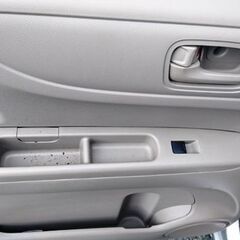 中古パーツ　ホンダ　N-BOX　左フロントドア　カラー№NH851の画像
