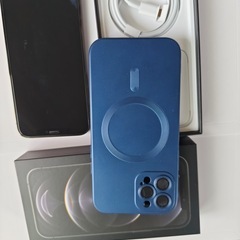 iPhone12pro 本体　グラファイト　箱 充電ケーブル 付きの画像