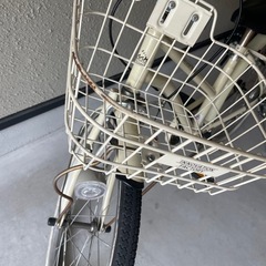 22インチ　自転車　※後タイヤパンクの画像