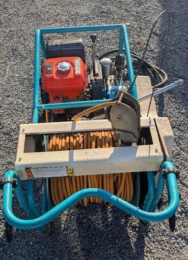 鹿児島発丸山 自走式ガソリンエンジン整列巻き取り動噴MSL330-Kノズル