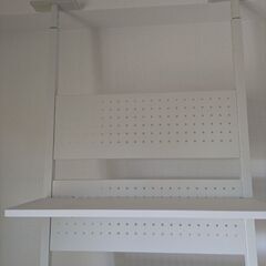 ニトリ　ゲーミング突っ張り棚　ほぼ新品の画像