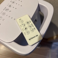 タワー型温冷風扇の画像