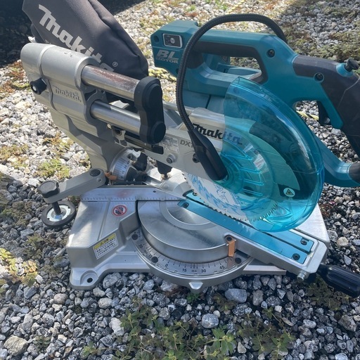 値下げしました。マキタ18V165スライド丸鋸