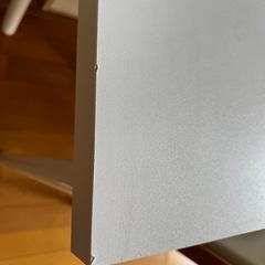 テーブルといす椅子の画像