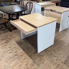 A1594🌟激安‼️ オフィスコム 法人様向け オフィスデスク ぺスパ 木製デスク 平机 引き出し付き 幅800×奥行600×高さ720mm 🌟の画像