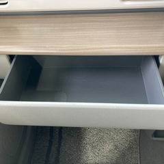 自社ローン信用回復ローンで乗りませんか❓🤭掲載担当者イチオシ❣️スズキ　アルトラパン X🚗小さいのに収納力はピカイチ✨ウサギのマークも可愛ちい🤭信用回復ローンで乗りませんか❓🤭の画像