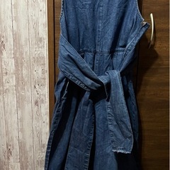 タグ付き未使用　リボンが可愛いサロペット　サイズL Lの画像