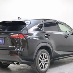 😎乗り心地抜群！黒の高級SUVが入庫！😎の画像