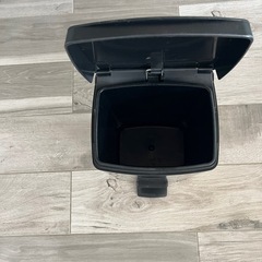 元値¥36,300 ブラバンシア　ゴミ箱　ブランドの画像