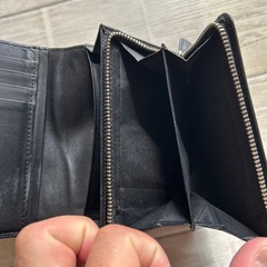 ルシアンペラフィネ財布の画像