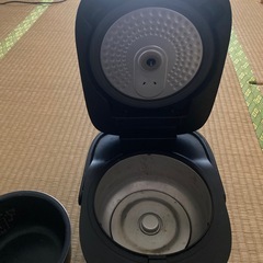 TOSHIBA炊飯器の画像