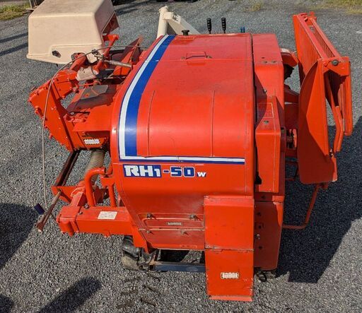 鹿児島発　クボタ　ガソリンエンジンハーベスタRH1-50ｗ　結束機付き　引き取りできる方