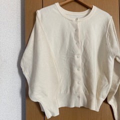 美品♡可愛いカーディガンの画像