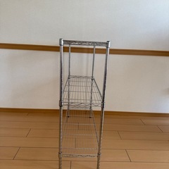 スチールラックの画像
