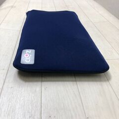 新品未使用品 送料無料 CLOZ ひんやり枕 ネイビー 冷感 低反発まくら 夏用まくら  快眠グッズ 250927-2の画像