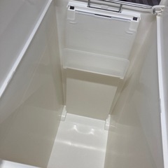 ゴミ箱　キャスター付き　足踏みの画像
