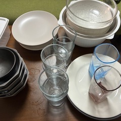 9/27限定！お皿、コップまとめての画像