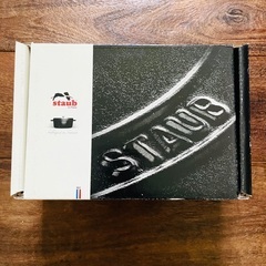 【新品】ストウブ　ミニココットラウンド　10cm グレナディンレッド　staubの画像