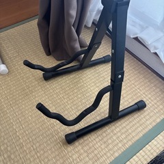 ギタースタンド(折り畳み可)の画像