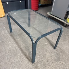 ガラステーブルの画像
