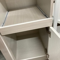 キッチン　収納棚　台所　チェスト　の画像