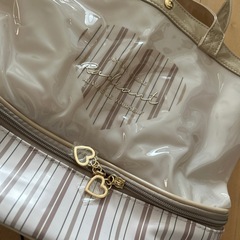 新品　プールバック　ベージュの画像