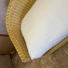 籐のソファの画像
