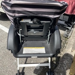 ベビーかーカーの画像