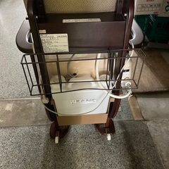 家具調トイレ<座楽>　シャワポットＬＳ-Ｈ　肘掛昇降タイプの画像