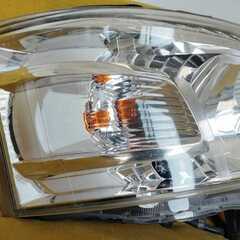 ニッサン キャラバン E26 前期 純正 ヘッドランプ 右 ハロゲン ICHIKOH VALEO H021（Z20-97ｍ）の画像