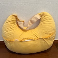 トコちゃんベルトの青葉の授乳クッションの画像