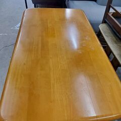 【リサイクルショップどりーむ天保山店】No.4304　ダイニングテーブル　ナチュラルカラー　お手頃価格で販売中(≧▽≦)の画像