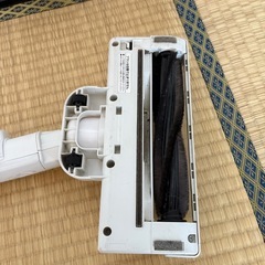 アイリスオーヤマ　充電式サイクロンスティッククリーナーの画像