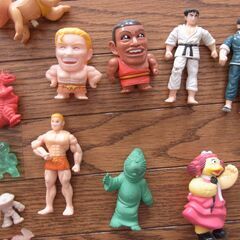 昭和レトロ・ミニフィギュア大量セットの画像
